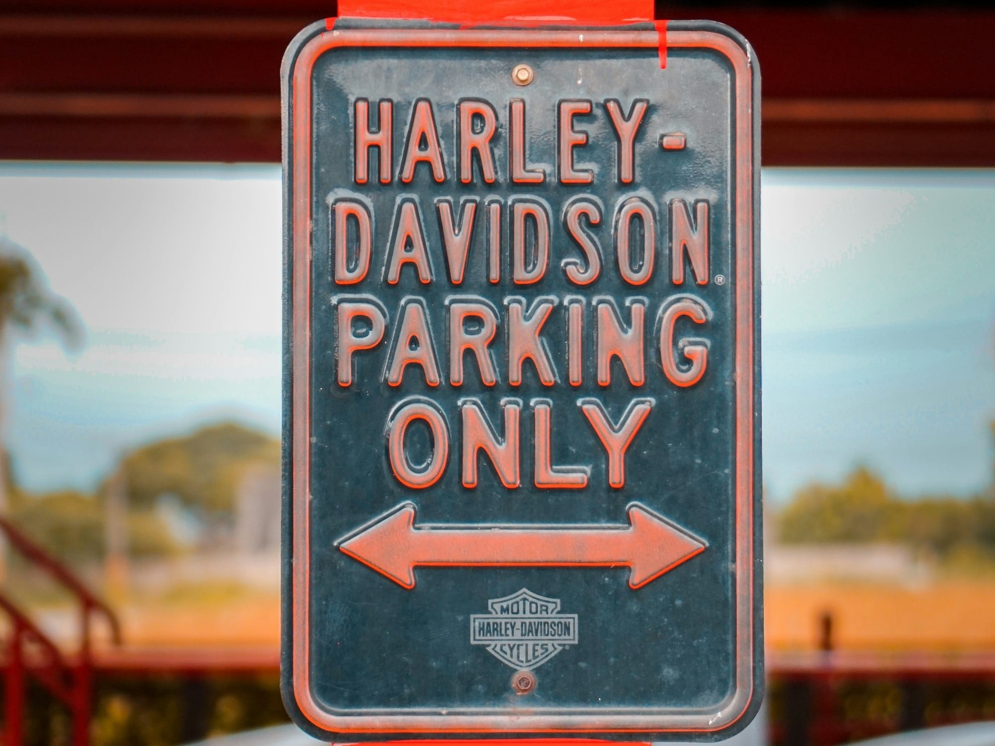 red and white no smoking sign